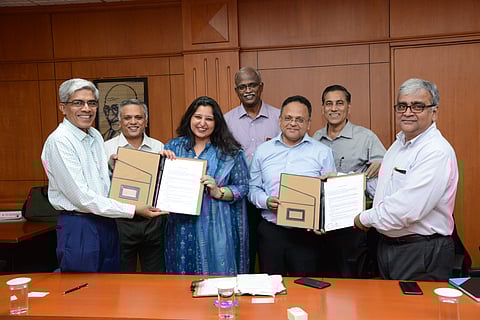 The MoU signing (Pic: IIT Madras)