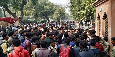 The reporter allegedly threatened to charge complaints of sexual harassment and called Bhartiya Janta Yuva Morcha functionaries.  (Pic: Maskoor Ahmad Usmani)