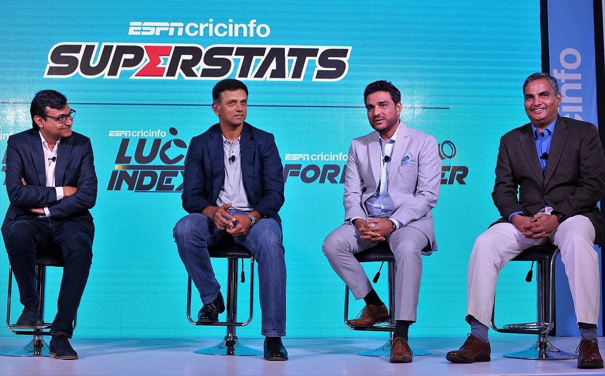 (L__R)_Sambit_Bal,Editor-in-chief, ESPNcricinfo, Rahul Dravid, Former Indian Captain, Sanjay Manjrekar, ESPNcricinfo expert and Dr Raghunathan Rengaswamy, IIT Madras  (Pic: IIT Madras)