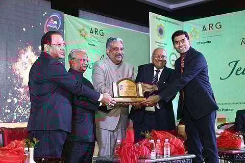 Manish Kothari,Founder and  Managing Director, ISBR institutions was honoured with the Jewel of Rajasthan Award