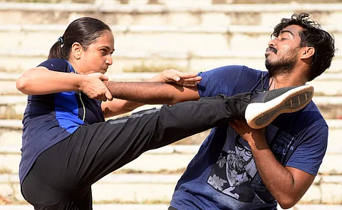 Kiran Uniyal demonstrating a few moves | (Pic: R Satish Babu)