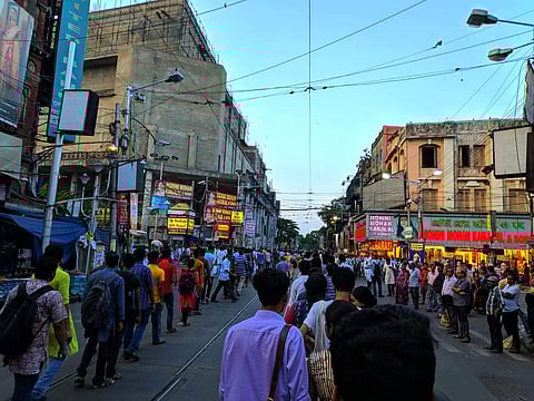 The protest, which was non-violent and apolitical began at 4 pm from College Square, adjacent to the main campus of the University of Calcutta and continued till Hedua (Photo: CU ex-student)