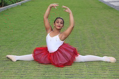 Freeze right there: Sannidhi posing | (Pic: Sannidhi Verma)
