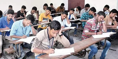 4,017 aspirants did not take up the examination in the forenoon session and 4,059 candidates were absent during the afternoon session