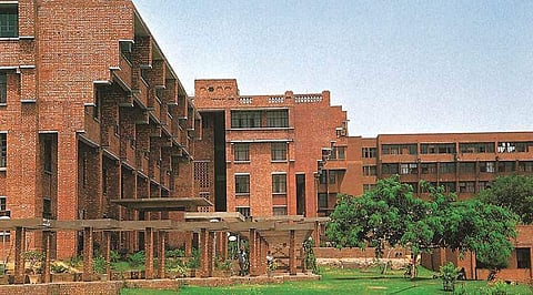 The Union has asked the management to assign multiple respondents at the help desk