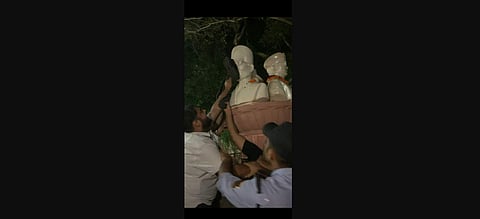 Savarkar's face being blackened