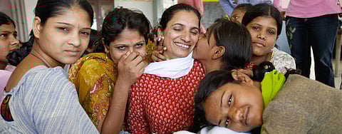 Triveni with the girls from the shelter
