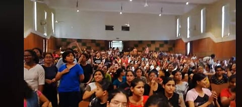 Students protesting against ABVP at Miranda House