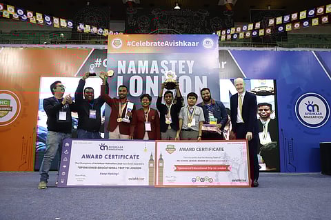 The overall winners, teams Inquisitives and Infinity | (Pic: Avishkaar)