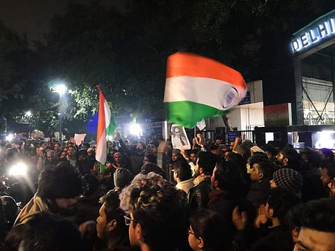 Protest at the Delhi Police headquarters after the violence at JNU| Pic: JCC