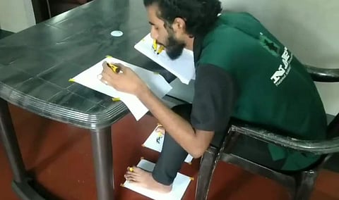 Asif does a range of commissioned work
