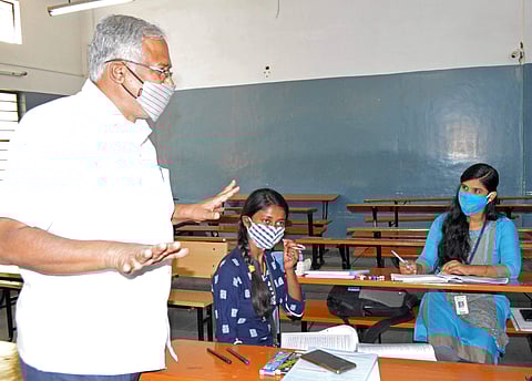 Suresh Kumar S speaking to students | Pic: EPS