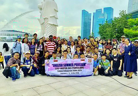 Ramesha as a tour guide in Singapore