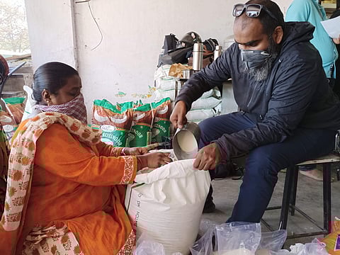 Helping out | (Pic: Hasiru Dala)