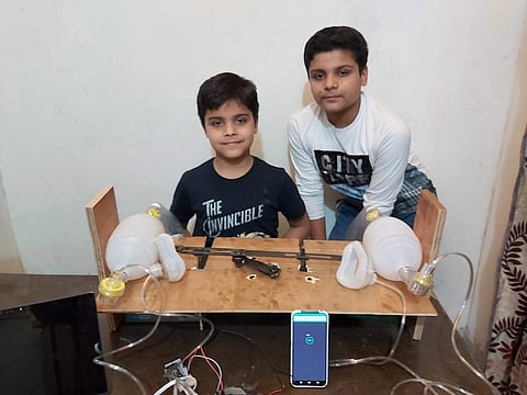 Child Prodigies Aged 8 and 12 Develop Ventilators and Automatic Hand Sanitizer Machine