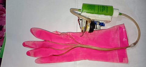 Corona Gloves| Pic: Sankha Dey