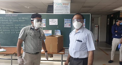 Using face shields | (Pic: Thoda Bahut)
