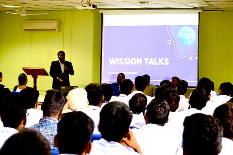During a talk | (Pic: Wissenarie)