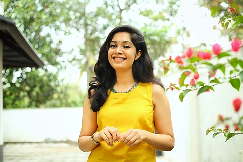 Dr Reshma Thomas is an artist and researcher