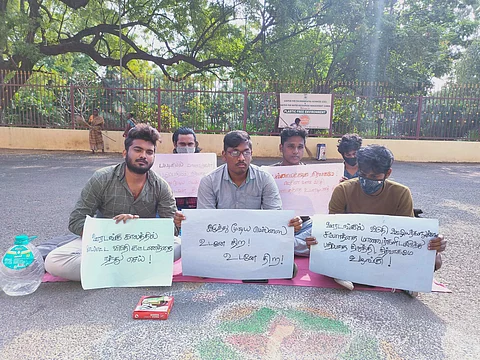 Students of UoM protesting
