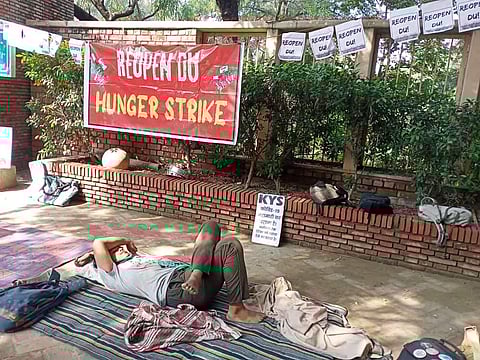 AISA student Ayush on his fifth day of hunger strike outside DU | Pic: AISA