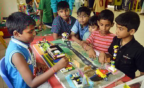 AICTE suggests ways to help kids with dyslexia, learning disabilities in the classroom