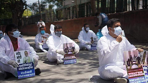 The NSUI cadre protesting (Pic: NSUI)