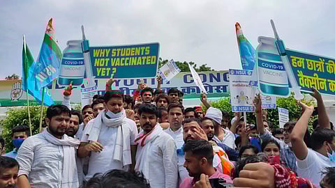NSUI members and volunteers from six states protested | Pic: NSUI