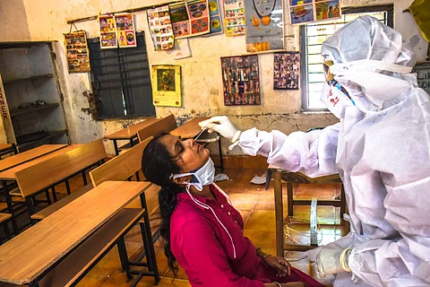 Colleges in Karnataka's Ballari and Mandya districts report spike in COVID-19 cases 