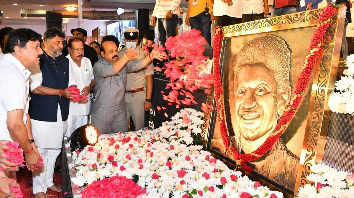 Chief Minister Basavaraj Bommai pay floral tribute to portrait of Puneeth Rajkumar | Pic: Express