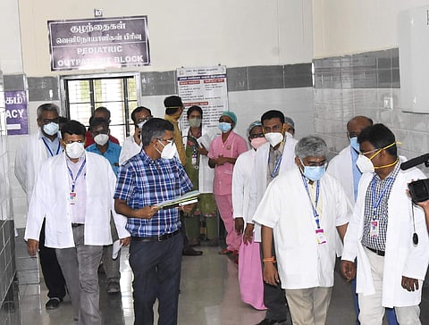 Team of doctors image for representational purpose only | (Pic: Express)