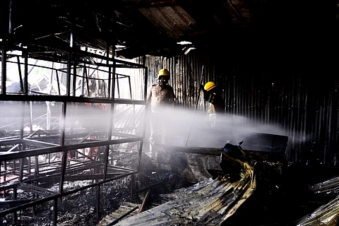 School building catches fire in Gujarat, over 500 children evacuated