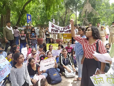 NCWEB and KYS students protest at DU | (Pic: Edexlive)