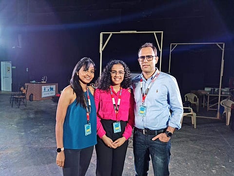 Anoushka Jolly (center) | (Pic: Anoushka Jolly)