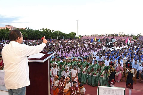 Dr Samanta addressing students | (Pic: KISS)