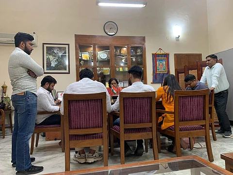 When students met the principal | (Pic: Sourced)