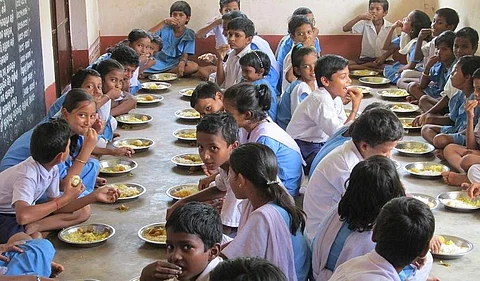 Tamil Nadu extends breakfast scheme to gov't aided schools in rural regions