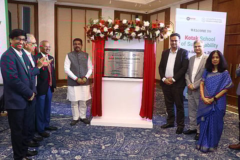 The unveiling of the plaque at the launch of the Kotak School of Sustainability | (Pic: IIT Kanpur)