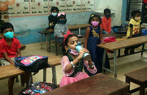 MoE directs all states and UTs to set minimum age for Class 1 admission to six years
