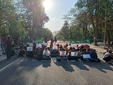 IITK students launch sit-in protest | Credit: Source