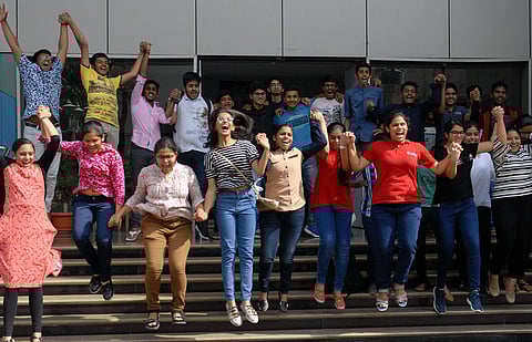 KARMAY2019081_03-03-2020_14_6_40_06535604