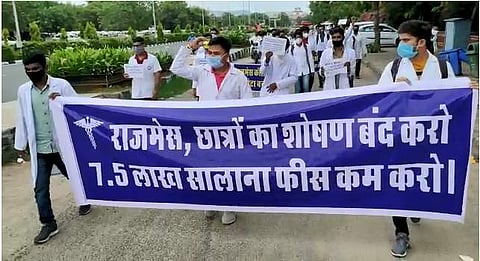 Protest against RajMES fee hike | (Pic: Kalyan Singh)