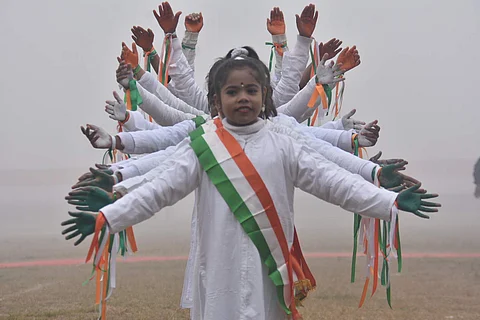 Republic Day at BHU: VC presents awards to meritorious students